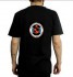 remera negra atras con logo